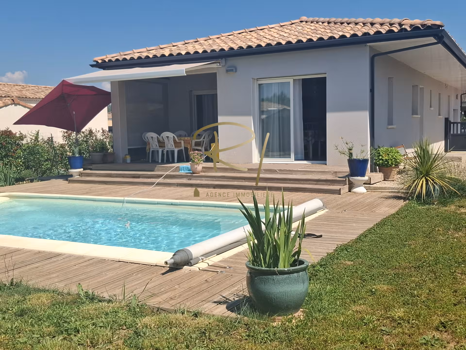 A VENDRE VILLA RECENTE VALLON PONT D'ARC