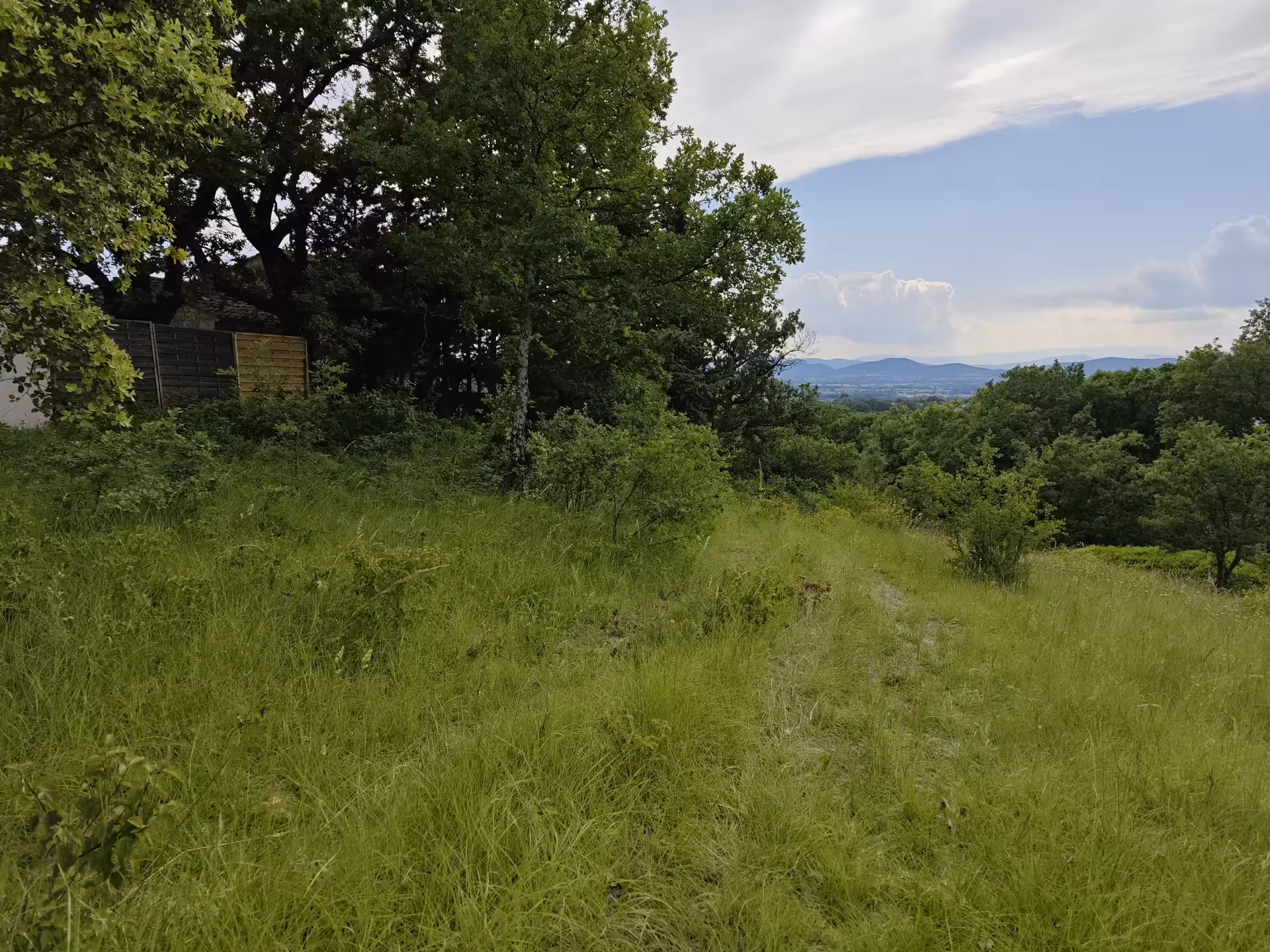 A vendre BARJAC TERRAIN A BATIR