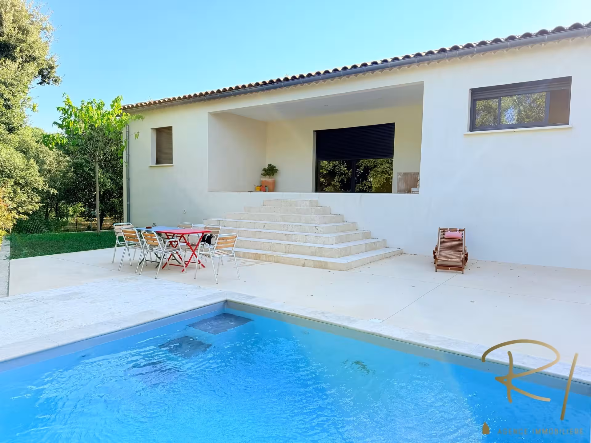VILLA  CONTEMPORAINE BARJAC