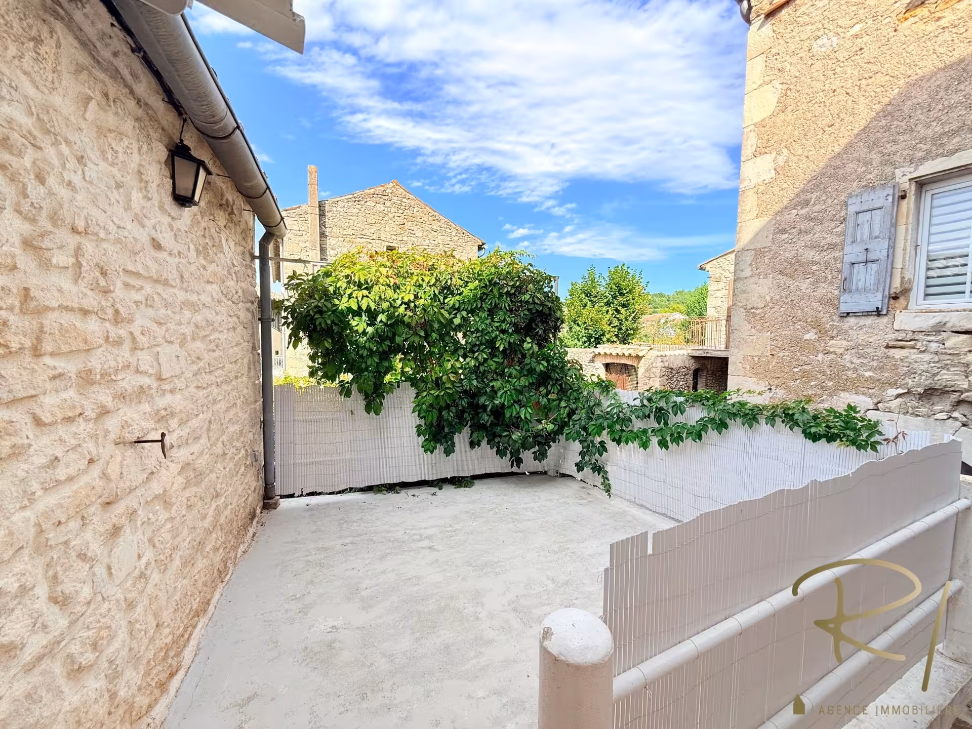 Maison de village à louer 100m2
